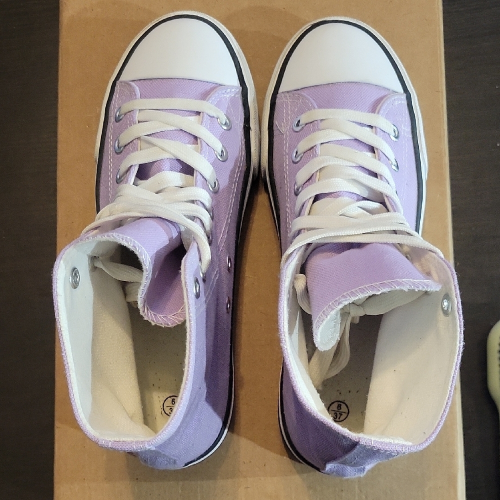 Purple Canvas High-Top Sneakers Womens 6 Boys 4.5 EUC - Picture 6 of 10